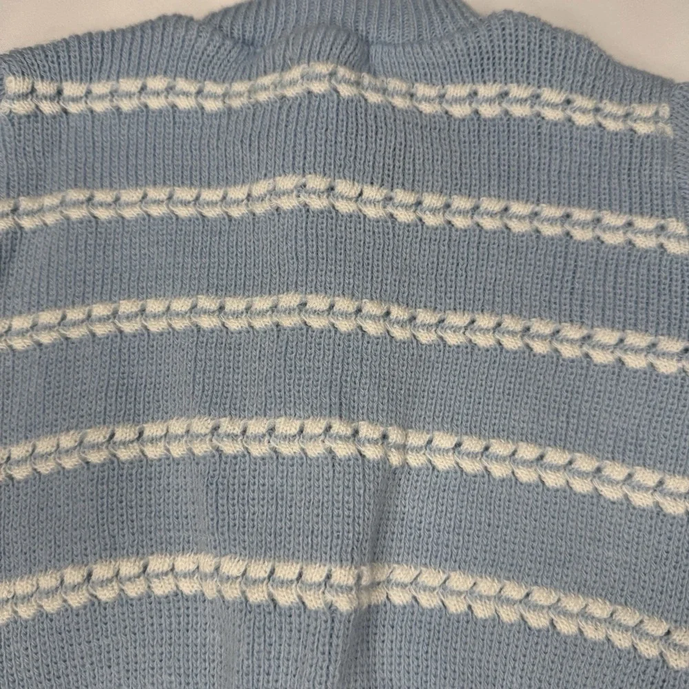 Vintage Blue Silly Flowers Hand Loomed Knit Sweater Acrylic With White Detail 18